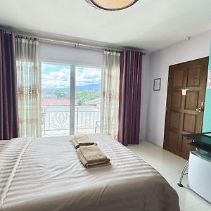 Deluxe Zimmer mit Kingsize-Bett